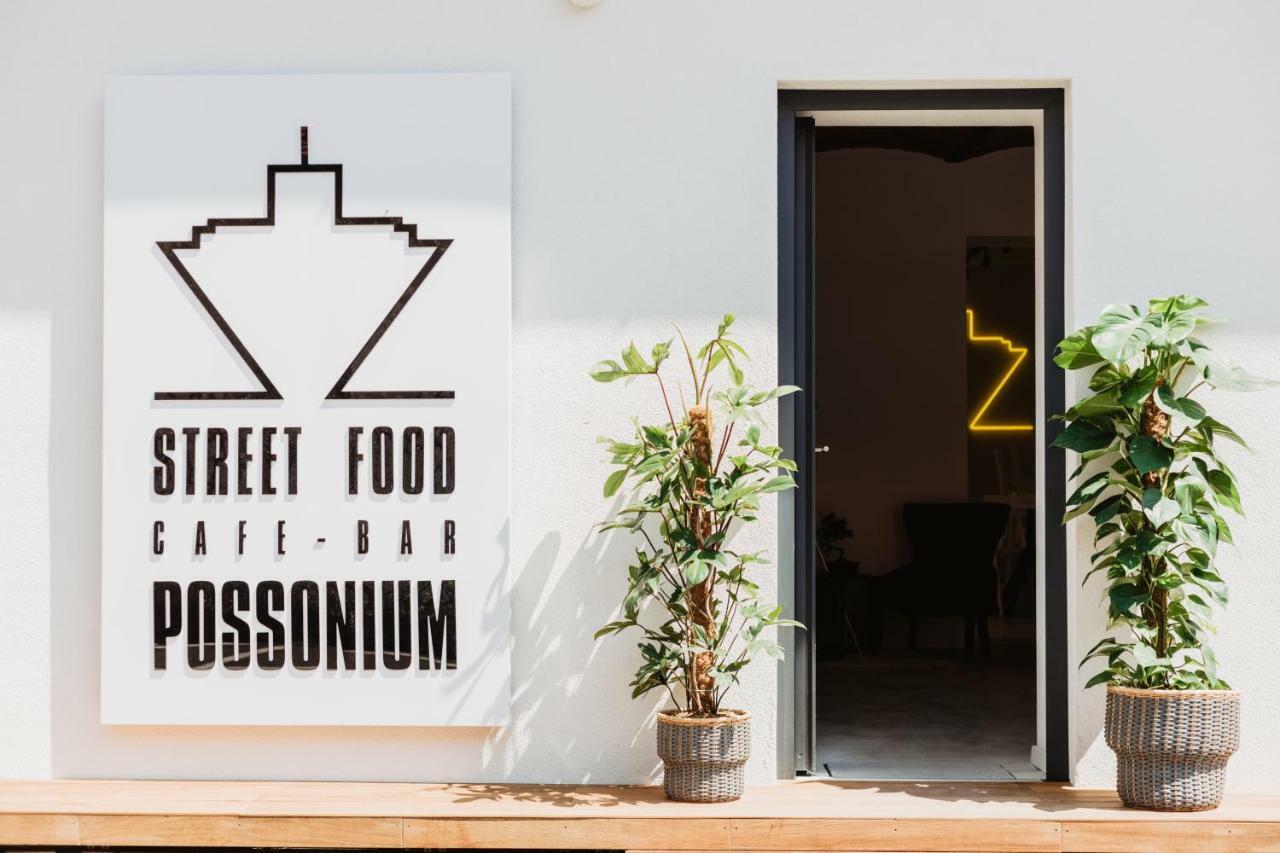 Street Food Possonium Apartments Bratislava Bagian luar foto